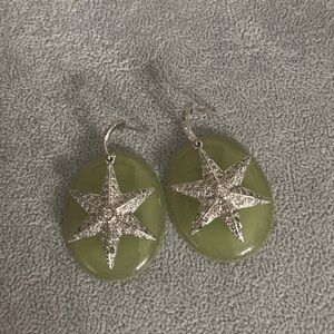 Beautiful green star earrings